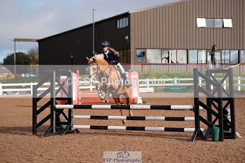 241027A-102350-02082 - SUN Cls 4 Pony British Novice and 80cm