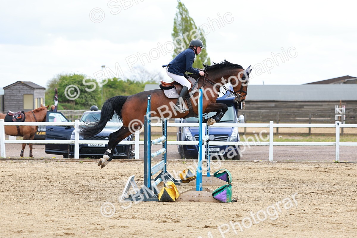 SBM_002519 - Class 10 - Senior Newcomers - 1.10m