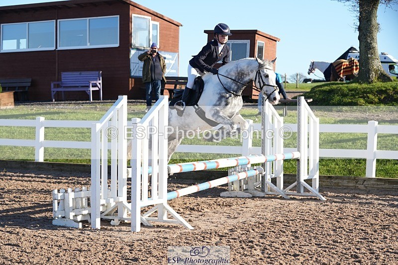 251130-104403-00968 - Cls 4 Pony Brit Nov & 80cm Open