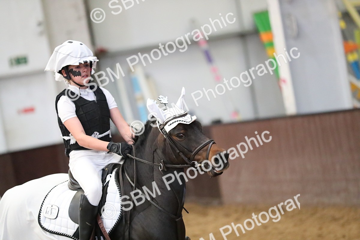 SBM_001080 - Class 3 - Horse & Hound