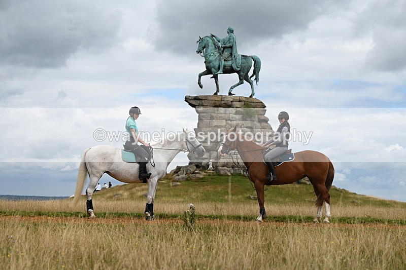 DSC_7124 - Time at Statue 12:45 to 13:15