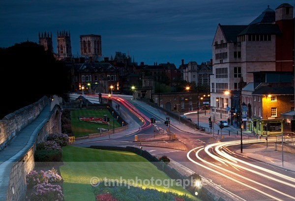 Traffic Lights. - Low Light Photography