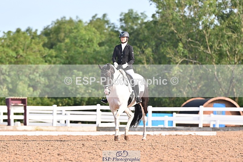 240817A-090730-06494 - 109-Michelle.Head-Alvescot.Winning.Mood