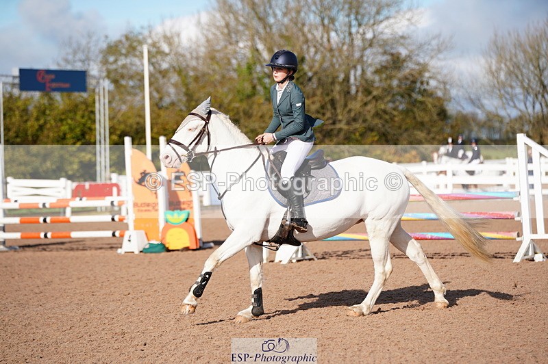 241027A-110312-02363 - SUN Cls 5 Pony Discovery and 90cm Open