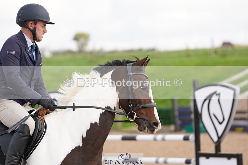 241005A-111928-04529 - SAT Cls 9 Snr Discovery &1m Open