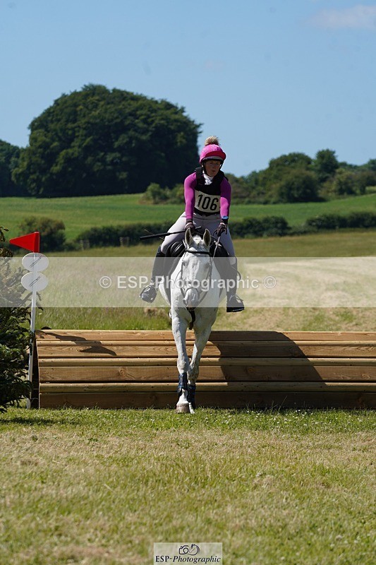 240629X-105510-1366 - 106-Hayley_Ellis-ARGENT_II