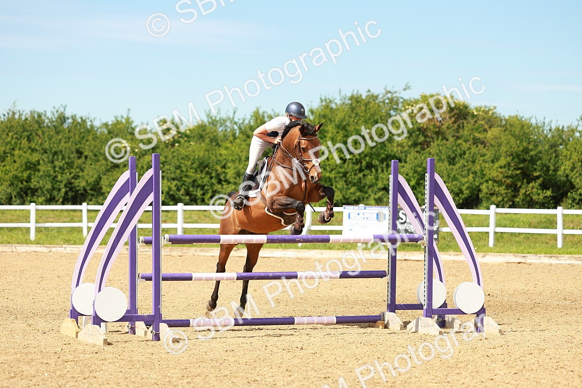 SBM_002449 - Class 4 - Senior Newcomers - 1.10m