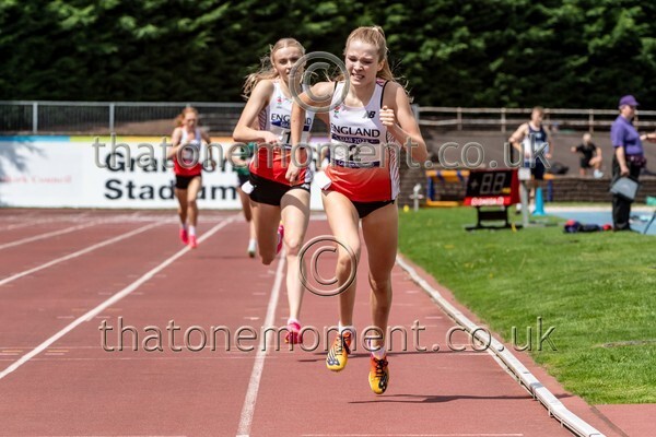 SIAB23-528034 - Track Female Set One