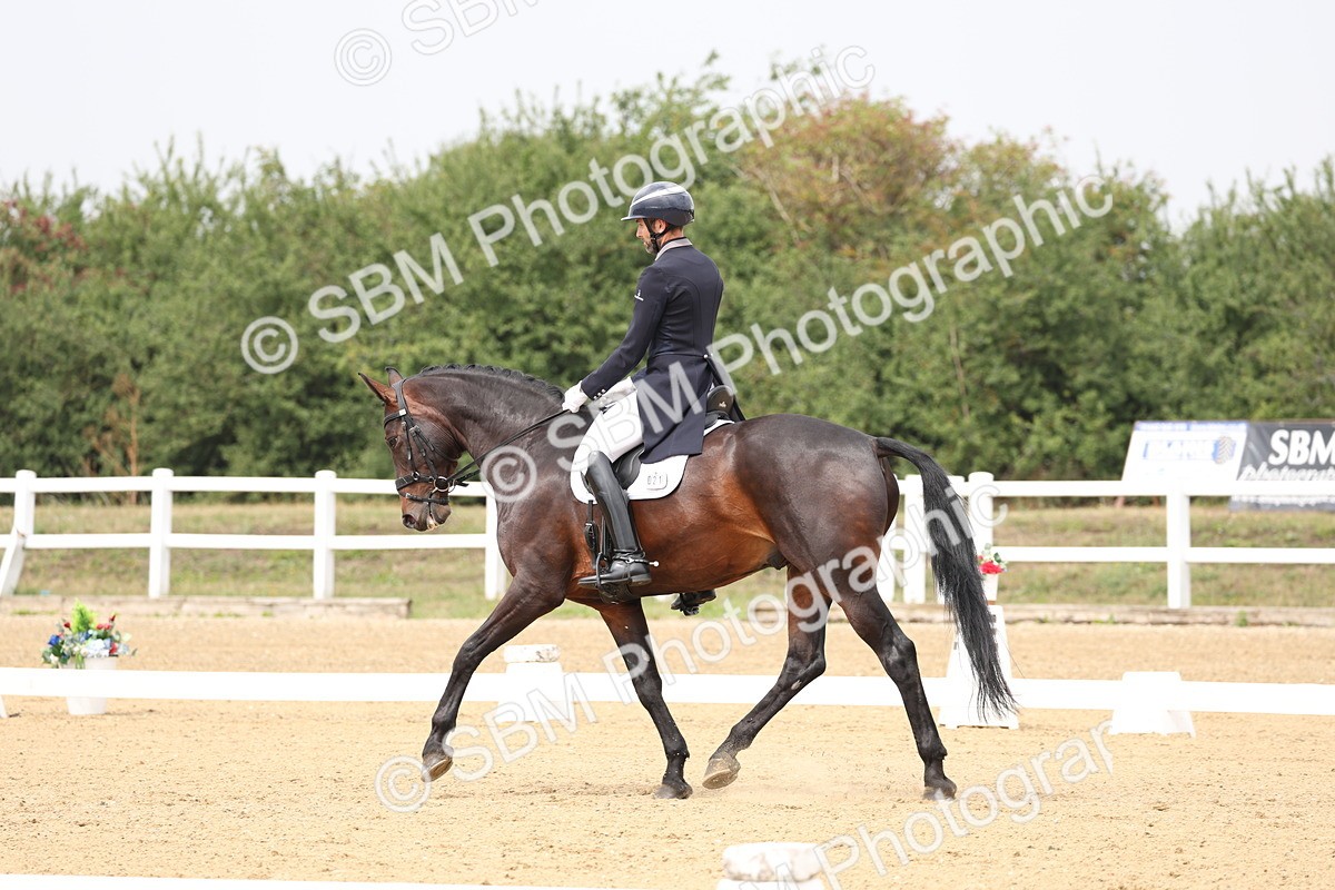 SBM_007087 - Class 9 - FEI INT I - 13.37-14.33