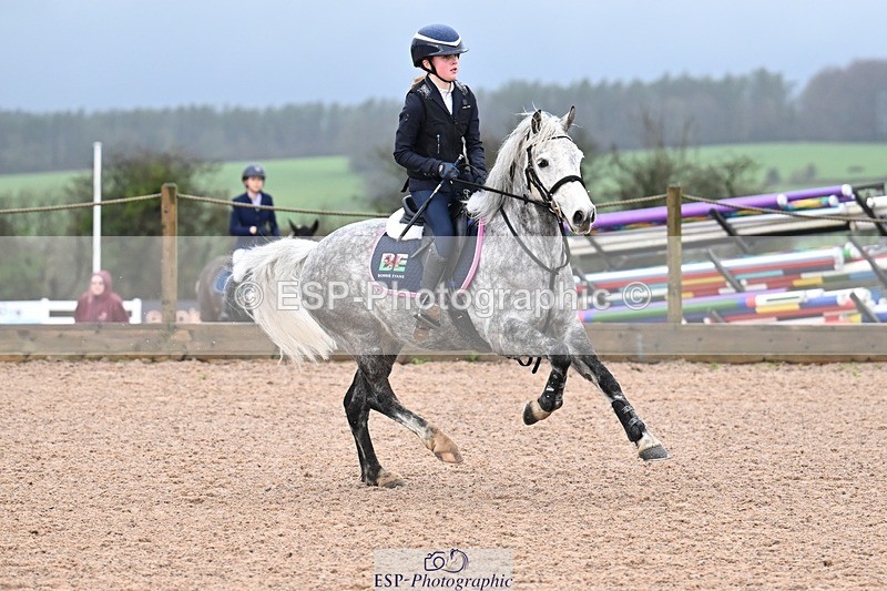 260207-103605-00140 - Cls 10 Pony Brit Nov 80cm Open