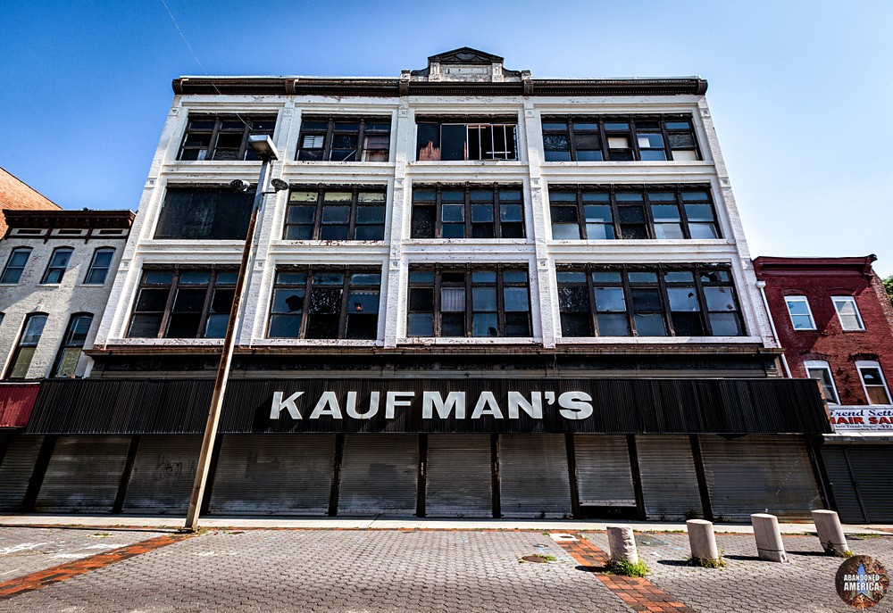  - Kaufmans Department Store