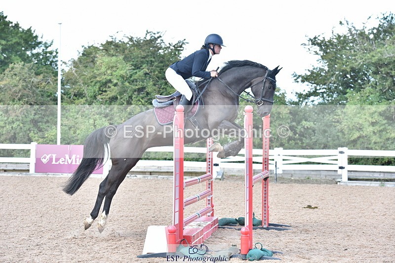 230806A-110526-01317 - Cls 17 Snr Discovery & 1m Open