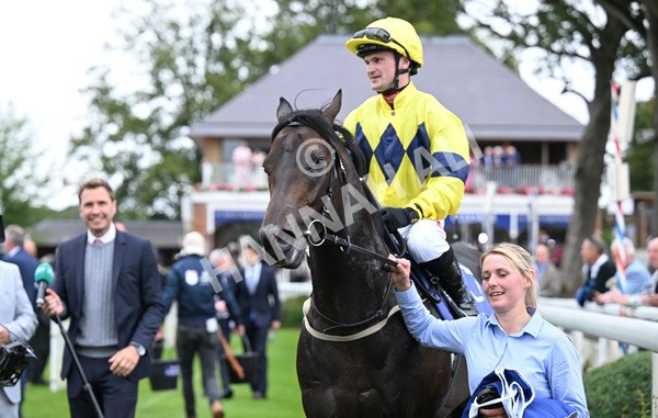 220825-123 Lifeplan - Race 3 3.00pm Al Basti Equiworld Dubai Gimcrack Stakes