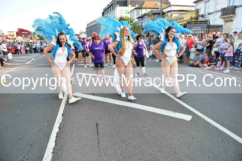 SH4_3742 - Carnival Procession.