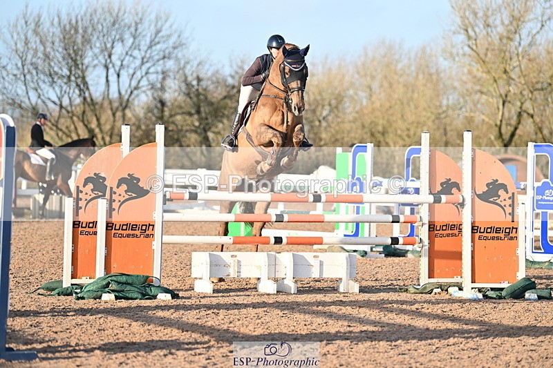 231210A-142043-02725 - Cls 21 Foxhunter & 1.20m Open