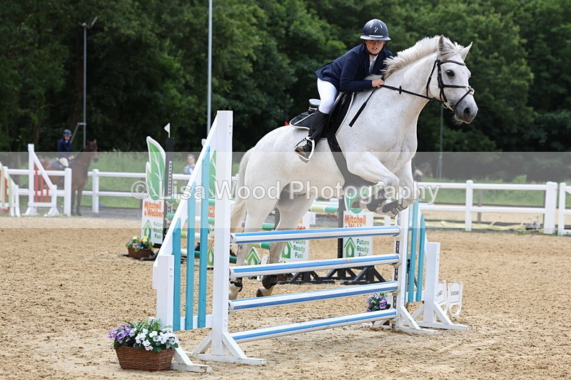 3E7A6328 - Class 4: Senior British Novice/90cm open