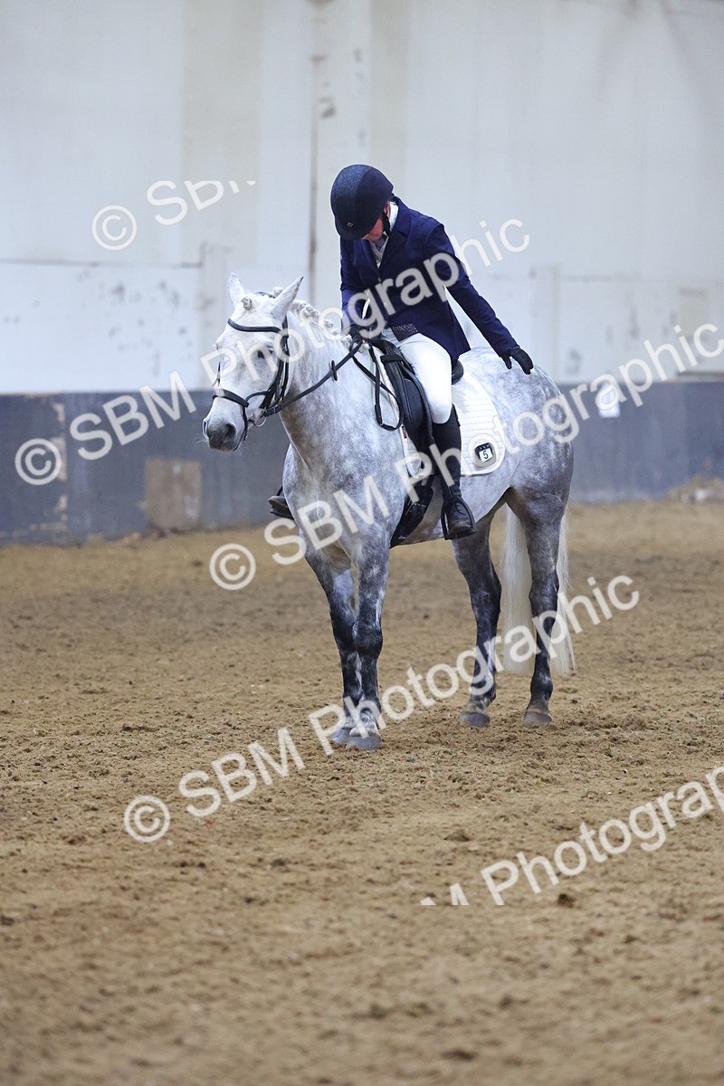 SBM_003059 - Class 9-10 - MQ U21 Open Novice 1