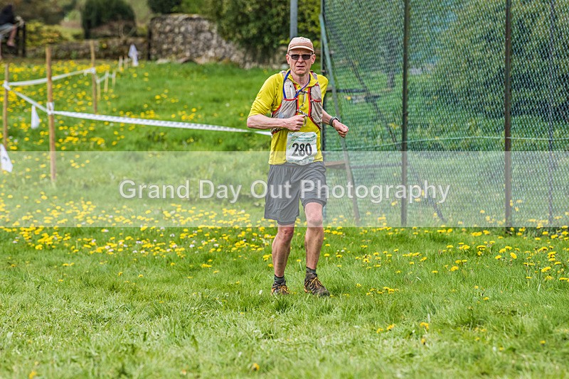 3 Peaks-2194 - The 3 Peaks Race - The Finish - Saturday 29th April 2023