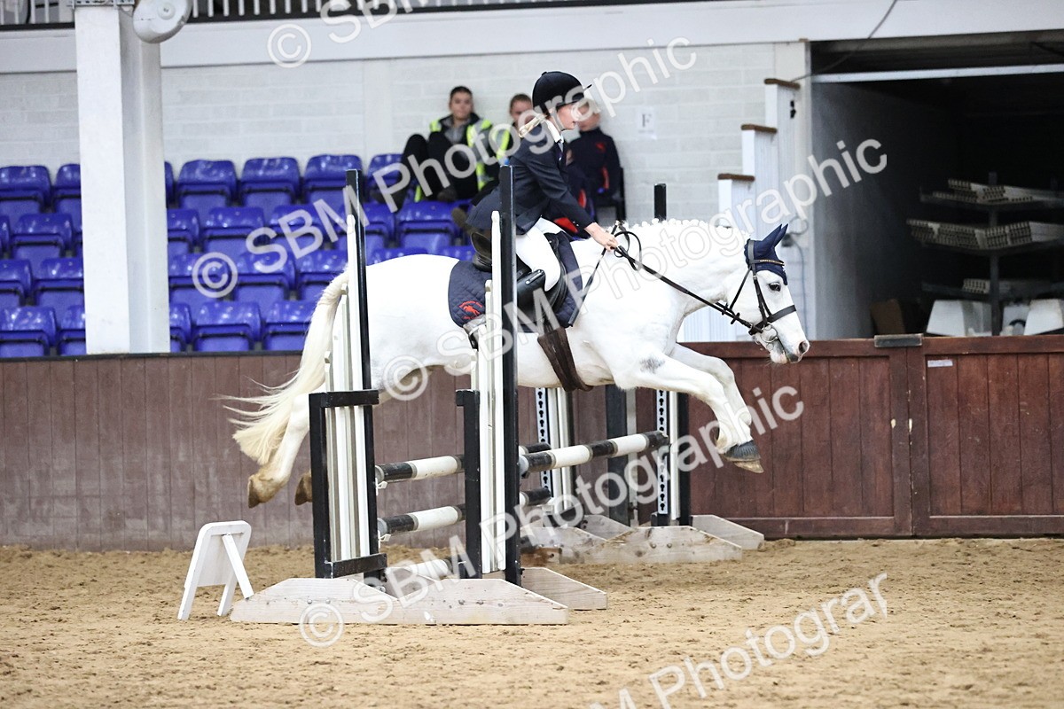 SBM_001405 - Class 5 - Henlow Veterinary Hospital 70cm