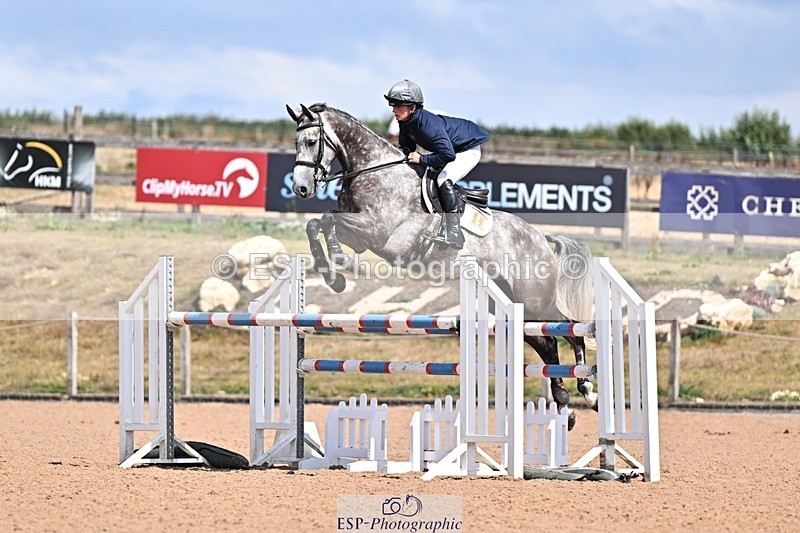 260819-142656-01091 - Cls 6 Foxhunter and 1.20m
