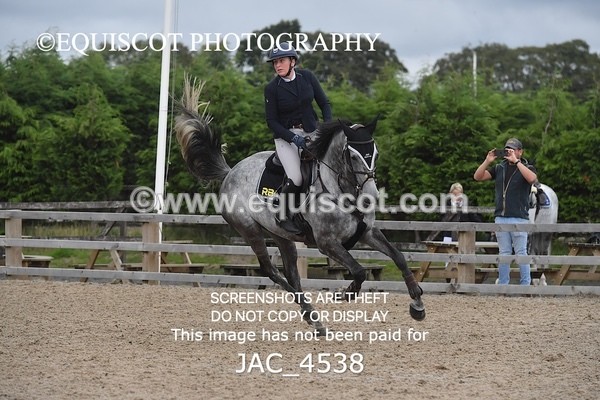 JAC_4538 - CLASS 7 Senior Foxhunter/ 1.20m Open