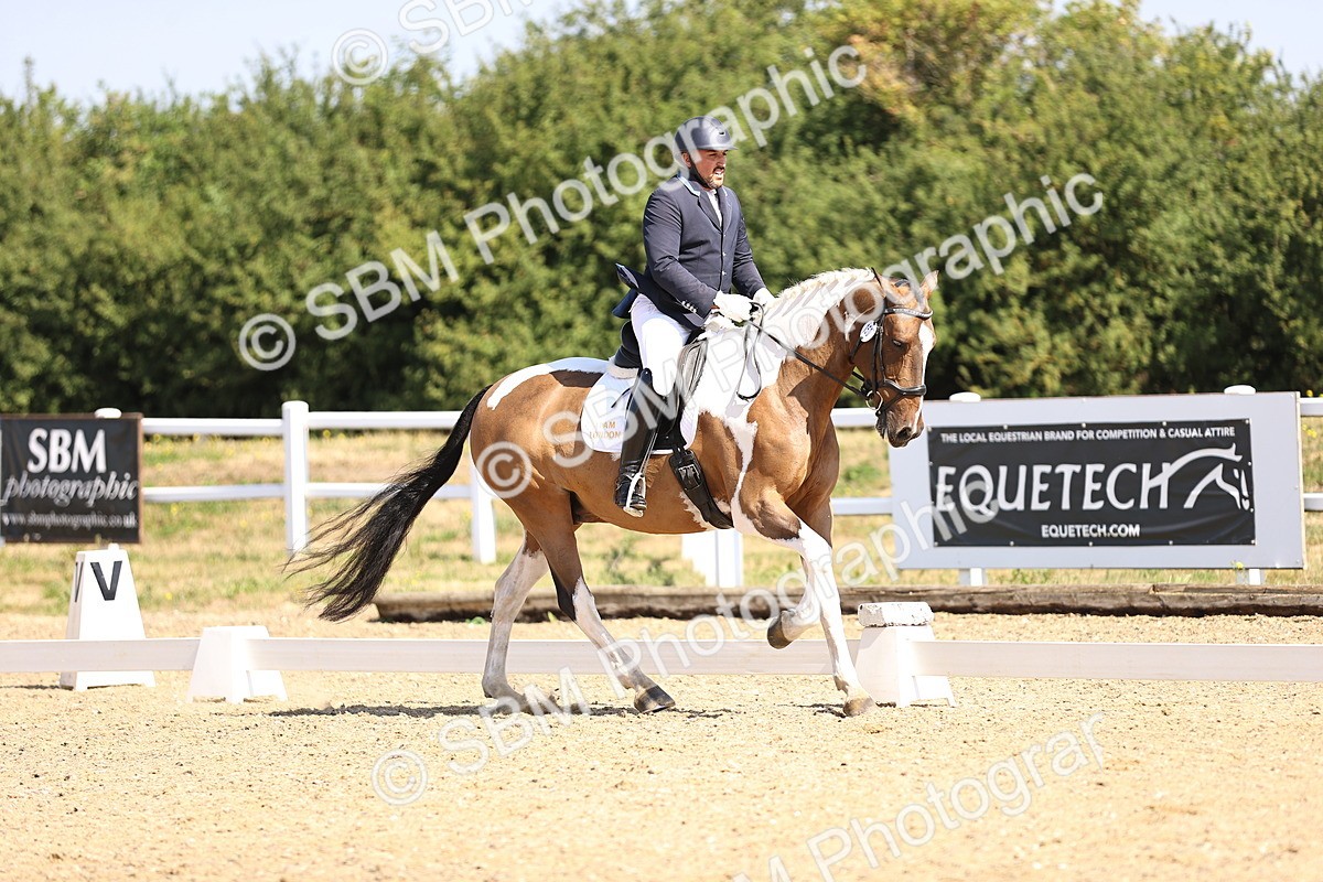 SBM_009308 - Novice 5 - 9.50-10.53