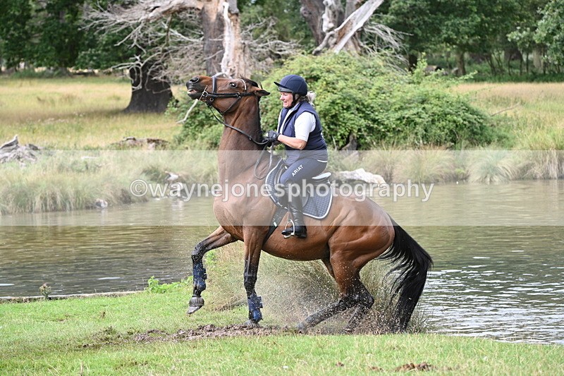 WJ7_1986 - Time at Water 11:14 to 11:36