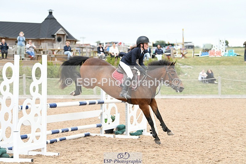 250807-133821-01229 - 90cm Round 2