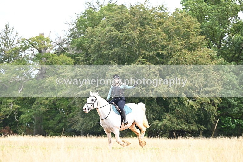 DSC_6932 - Time at Statue 12:45 to 13:15