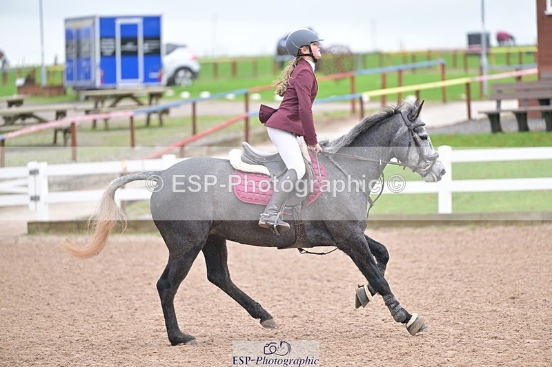251116-112745-01221 - Cls 5 Pony Discovery and 90cm Open