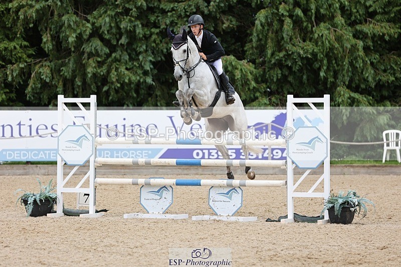 240711-152307-28883 - Cls 124 Foxhunter