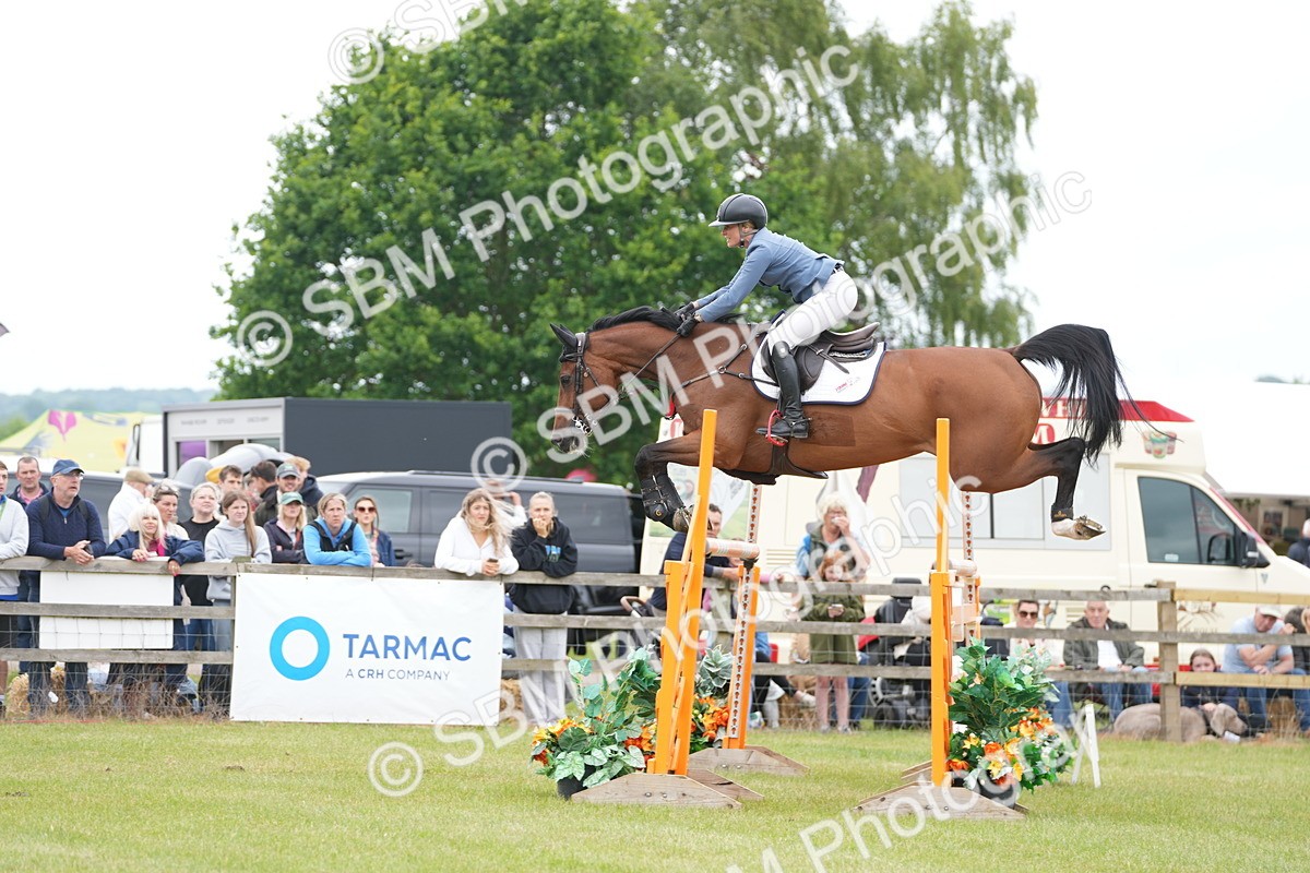 SBM_06369 - Class 202 - National 1.40m Open