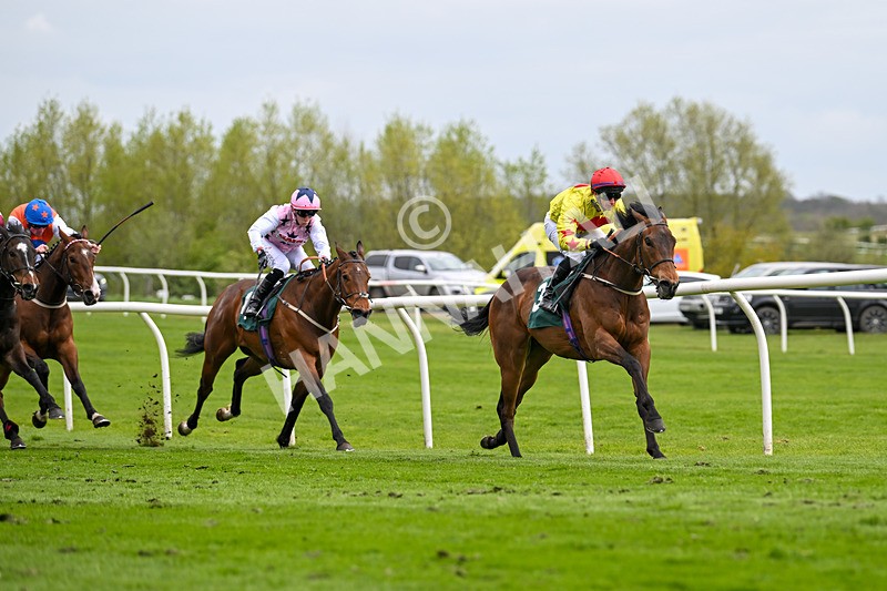 240424-Race 3-Vince LAmour-7909 - Race 3