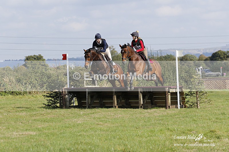  WWHT 171021 3486 - Intermediate Pairs (0.90m)  17/10/21