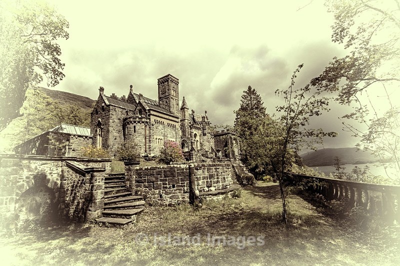 St Conan's Kirk Church - Lochawe - Buildings and Churches