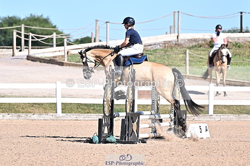 250708A-165105-00115 - 70cm Classes