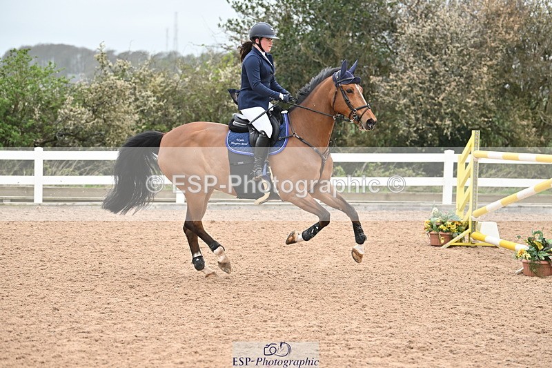 240406A-160930-04350 - Cls 17 National 1.30m Open