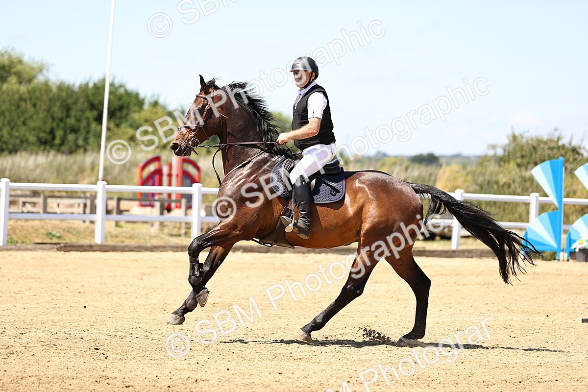 SBM_014463 - Class 15 - Senior Newcomers - 1.10m Open