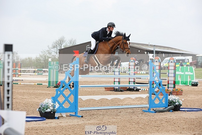 250424-120533-05215 - Cls 1 - 2 Star Small Tour