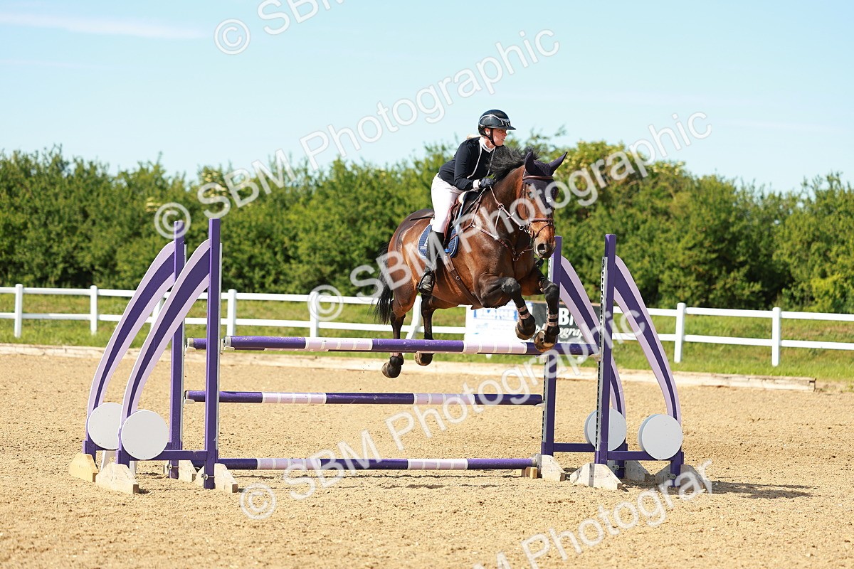 SBM_002722 - Class 4 - Senior Newcomers - 1.10m