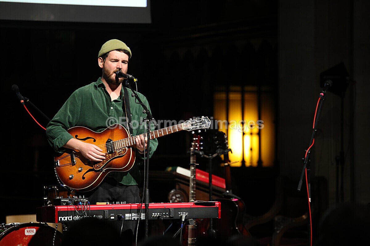 FOLK N BLUES-591 - FOLK and BLUES SEPT 2022