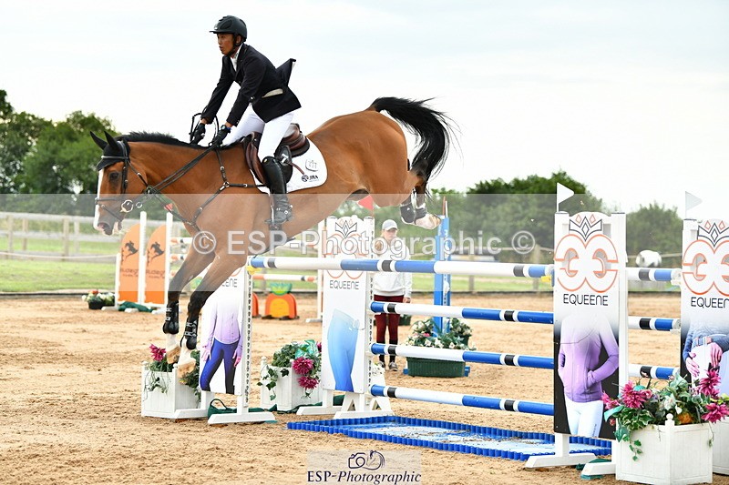 230720A-155403-04089 - Cls 9, 2 Star Big 1.40m Start to break