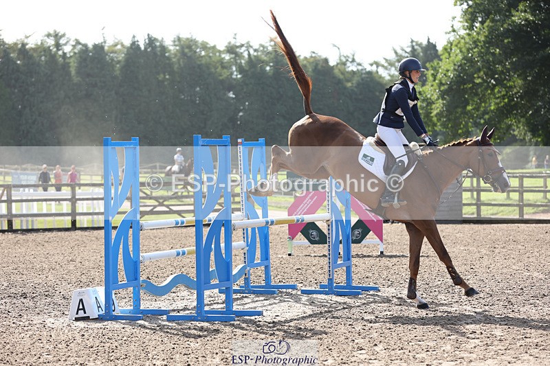 240804-093509-10168 - 353-Maja_Hullah-ORANJE_SPR