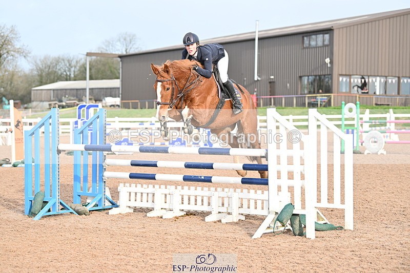 231209A-123350-01780 - Cls 12 Newcomers & 1.10m Open