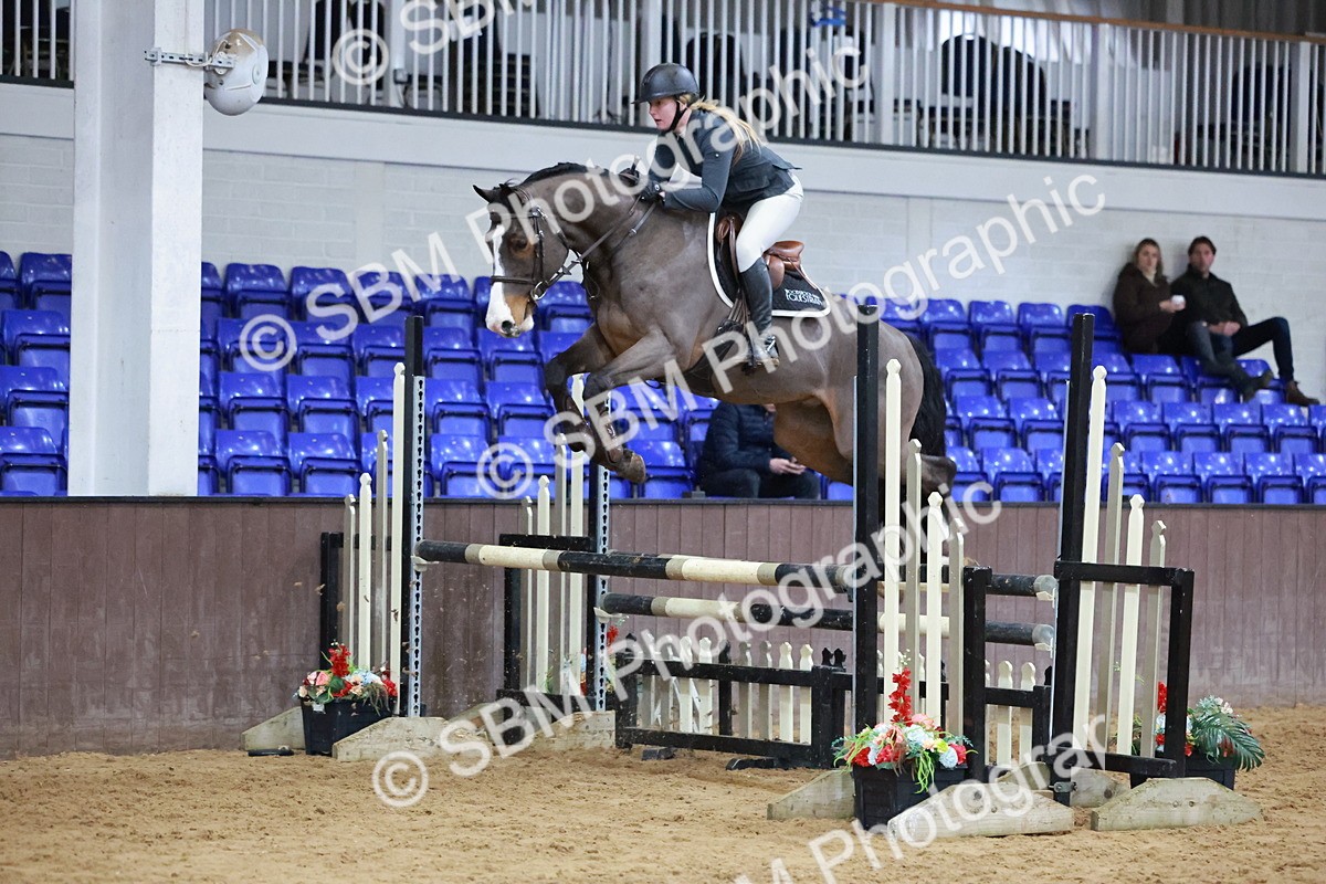 SBM_007553 - Class 24 - Nupafeed Supplements Senior Discovery/ 1m Open