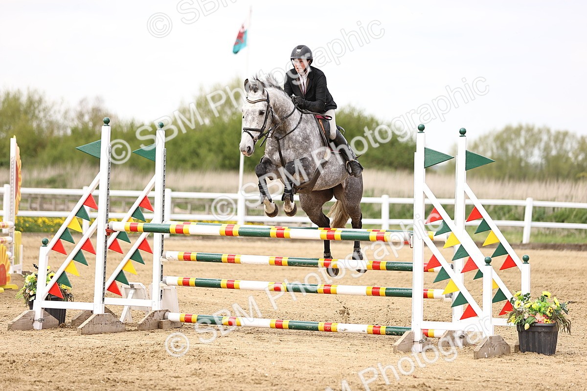 SBM_002467 - Class 11 - Senior newcomers - 1.10m