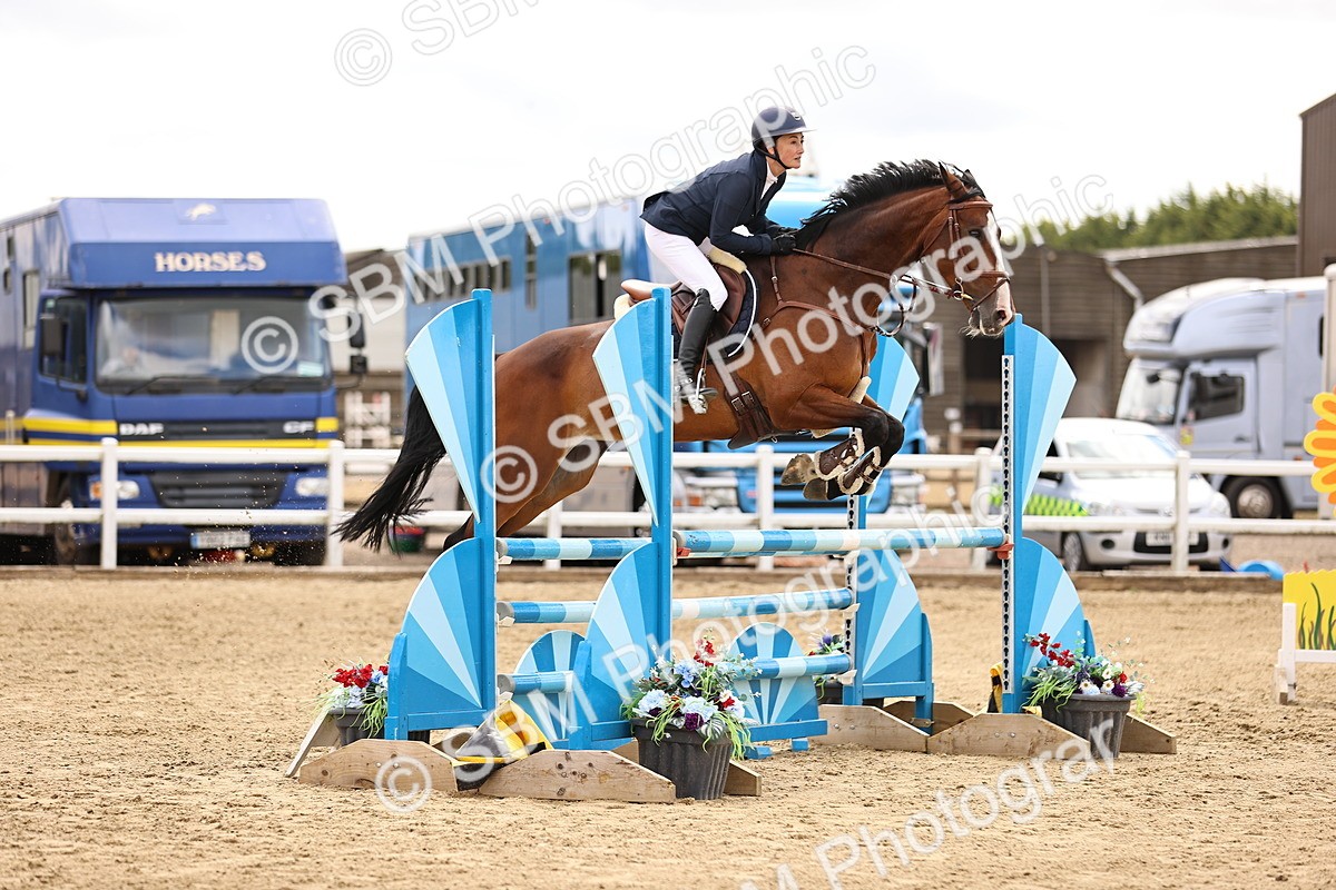 SBM_013370 - Class 14 - Senior Discovery - 1.00m Open