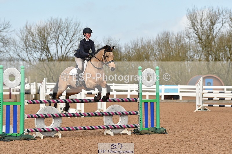 240210A-120236-01079 - Cls 8 Pony Newcomers & 1m Open