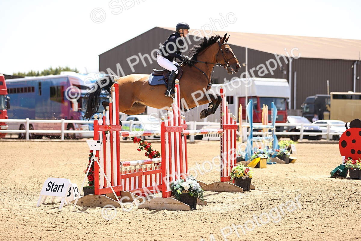 SBM_010201 - Class 9 - Senior Foxhunter - 1.20m Open
