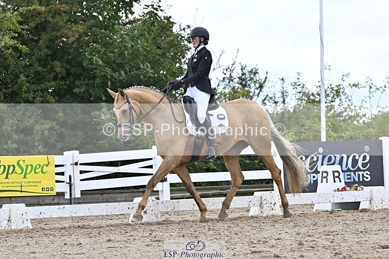 250907-170037-10860 - 054-Amy.Louise.LloydDiva.Royale